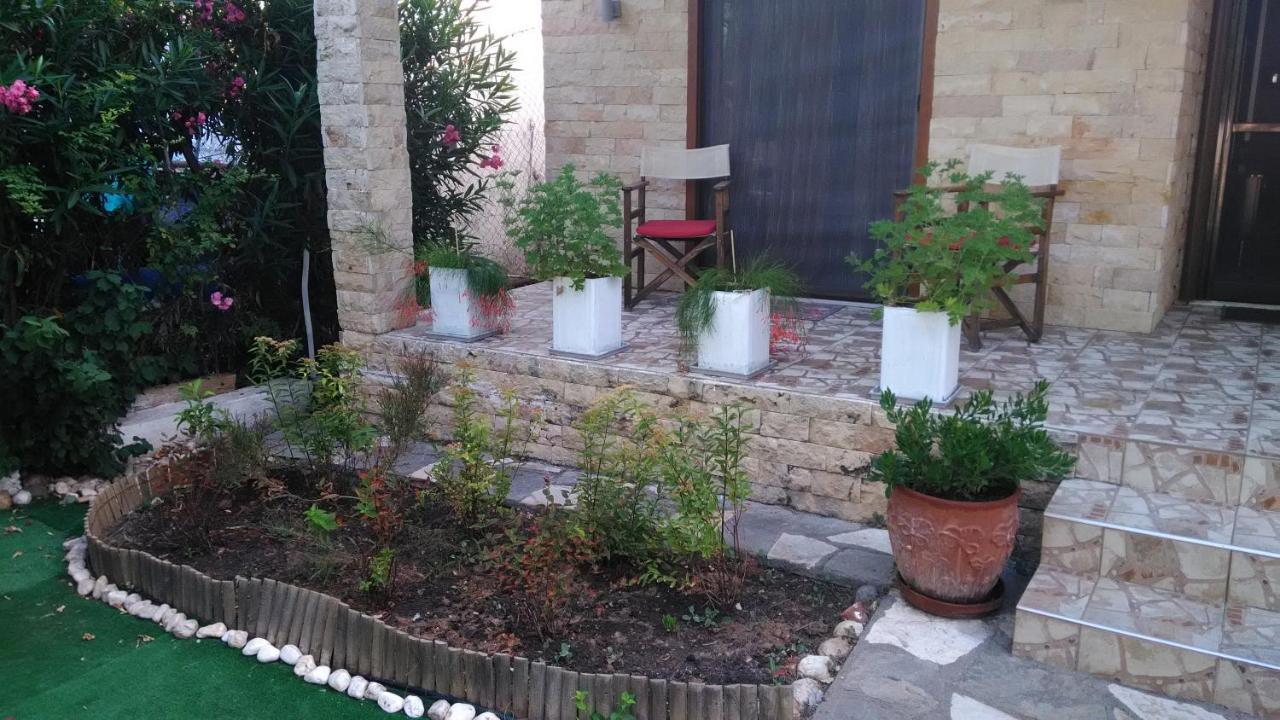 منزل الضيف نيا بوتيدايا  في Athina'S House المظهر الخارجي الصورة