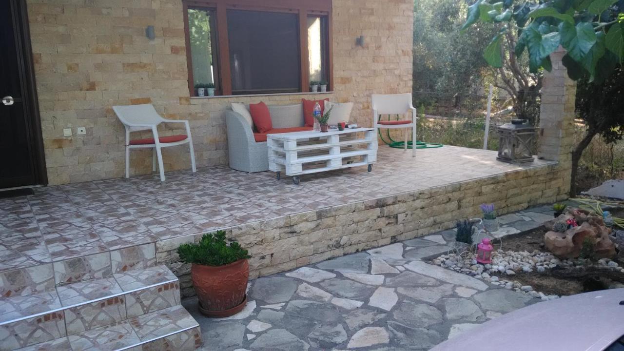 منزل الضيف نيا بوتيدايا  في Athina'S House المظهر الخارجي الصورة